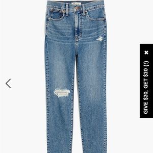 Madewell The Momjean in Austrey Wash: Ripped Edition